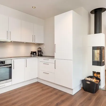 Lysgarden Pa Eventyrlige Skaret, Apartament